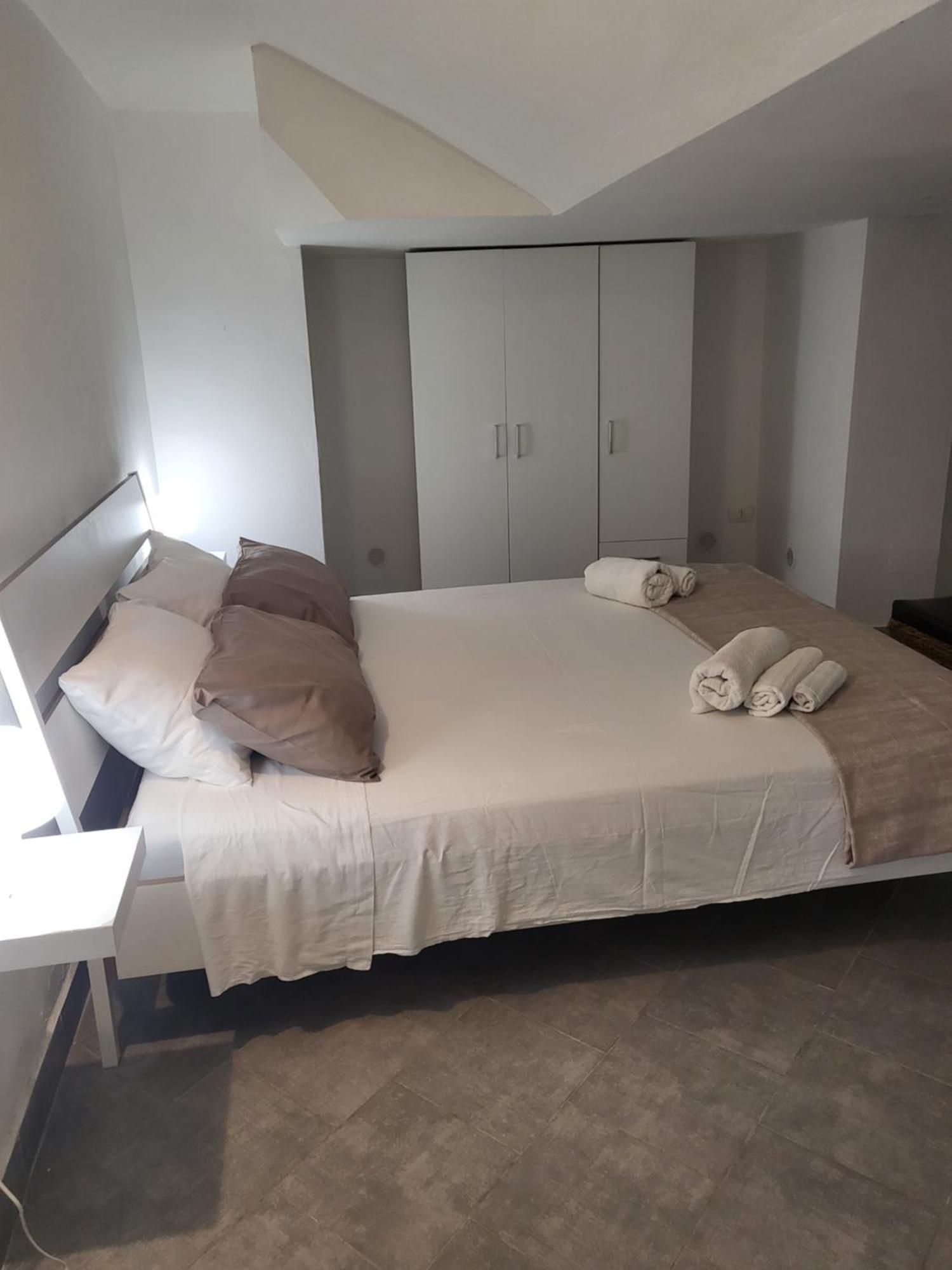 Residenza Don Camillo Villa Mondello Room photo